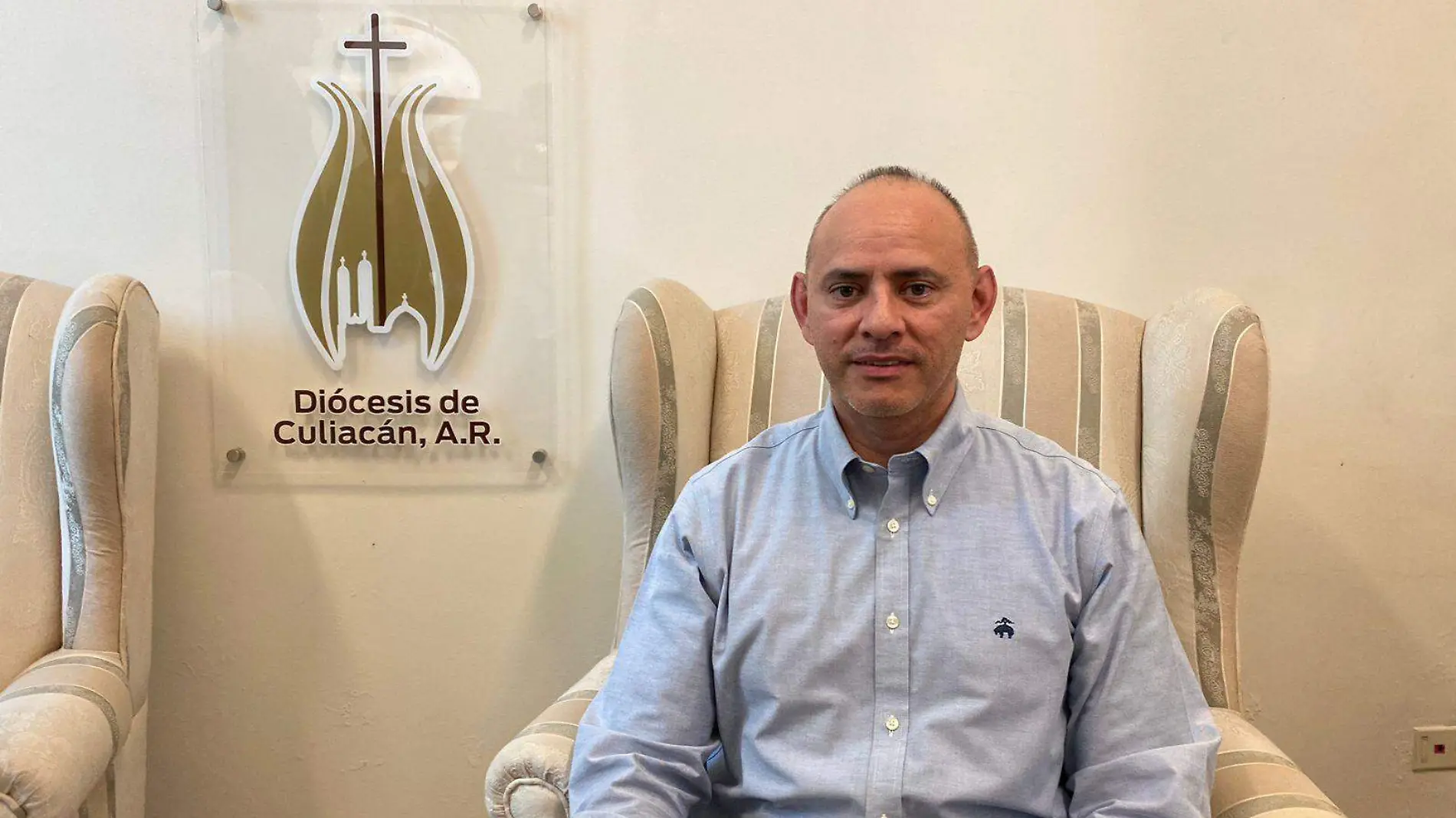 suspenden a sacerdotes por acoso